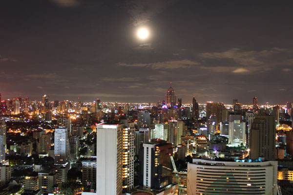 Getting mooned by Bangkok isn't as bad as you may think.